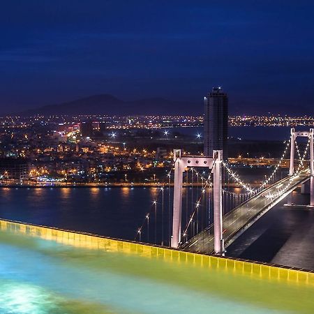 Отель Citadines Blue Cove Danang Экстерьер фото