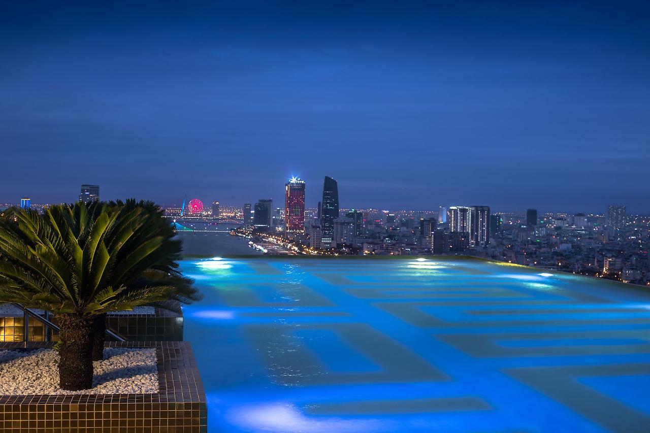 Отель Citadines Blue Cove Danang Экстерьер фото